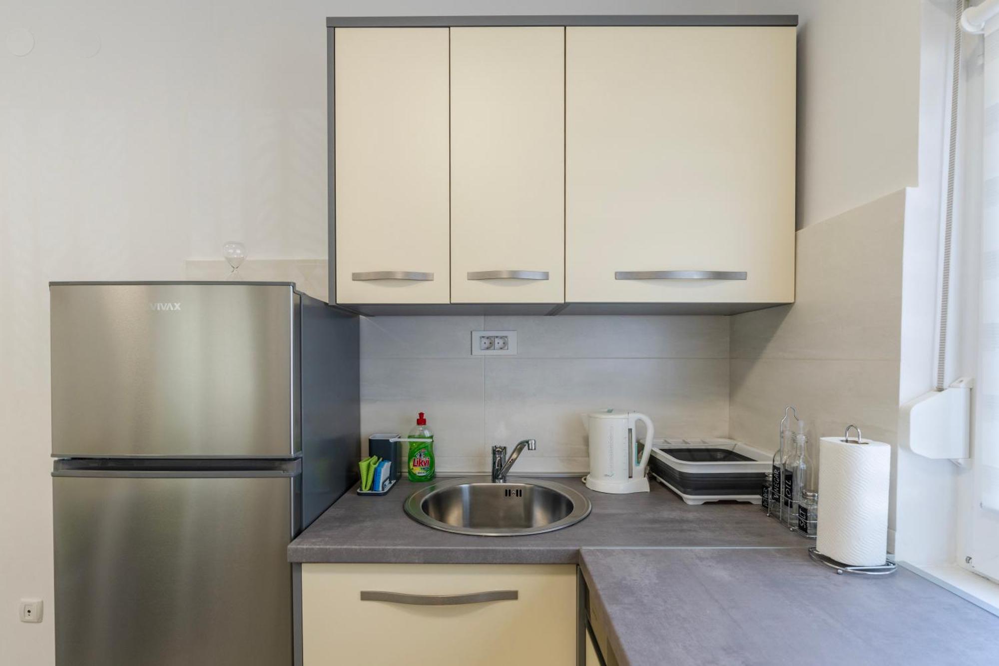 Lusi Apartment Otočac Екстериор снимка
